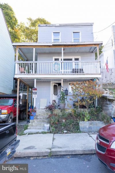 231 LAUREL STREET , MINERSVILLE, PA 17954