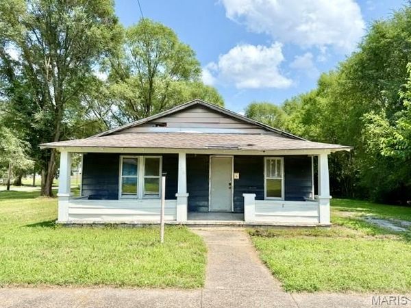808 Vermont Street, Hannibal, MO 63401