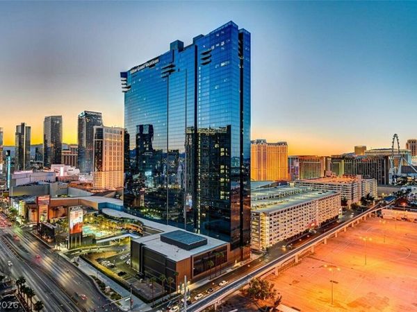 125 E Harmon Avenue , Unit 2215, Las Vegas, NV 89109