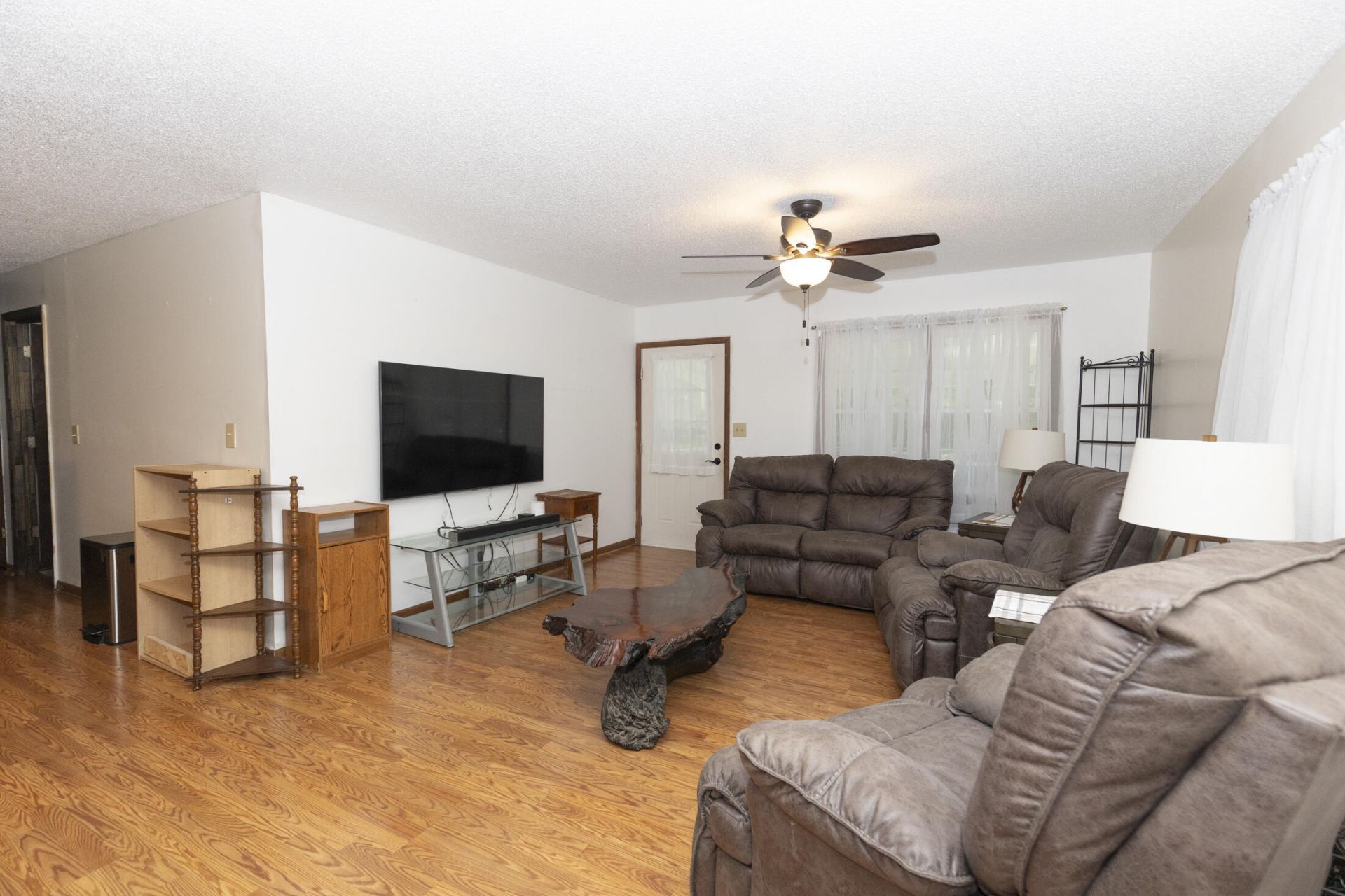 255 Marlboro Road Photo 24