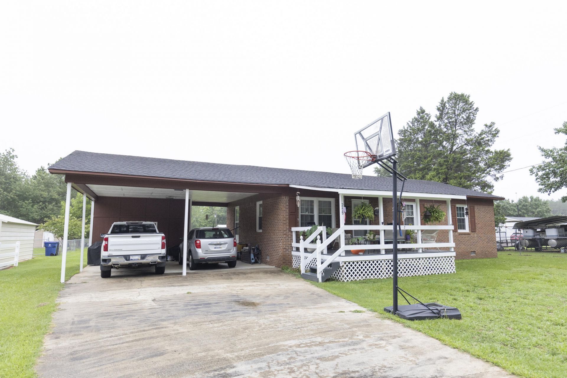 255 Marlboro Road Photo 36
