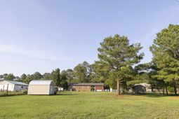 255 Marlboro Road photo 4