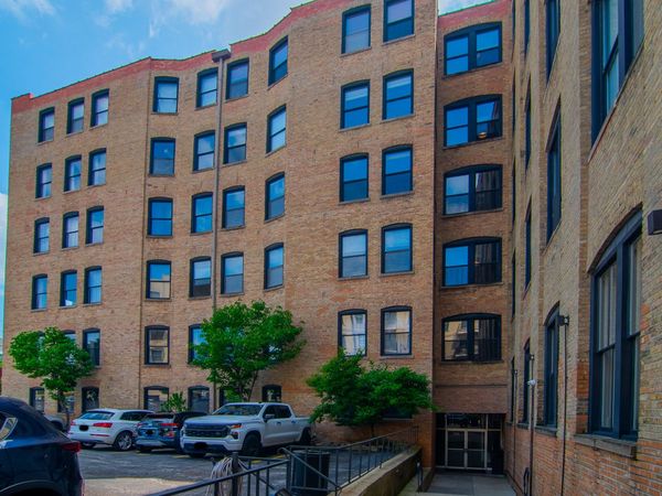 525 N Halsted Street , Unit 207, Chicago, IL 60642