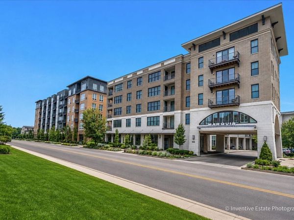 940 Maple Avenue , Unit 309, Downers Grove, IL 60515