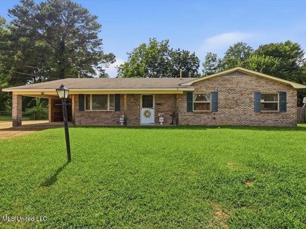 433 Pemberton Drive, Pearl, MS 39208