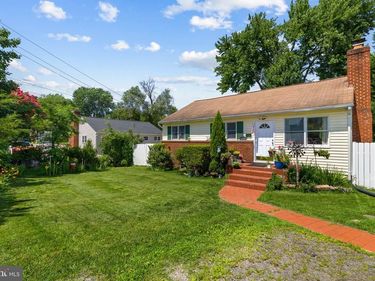 13803 KNOWLES STREET , WOODBRIDGE, VA 22191