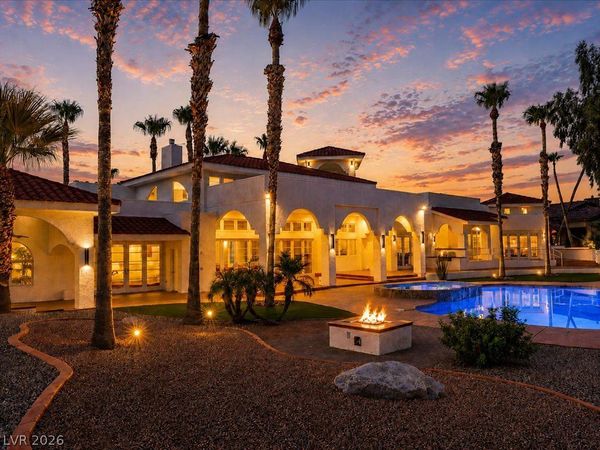 1705 W Casino Drive, Laughlin, NV 89029