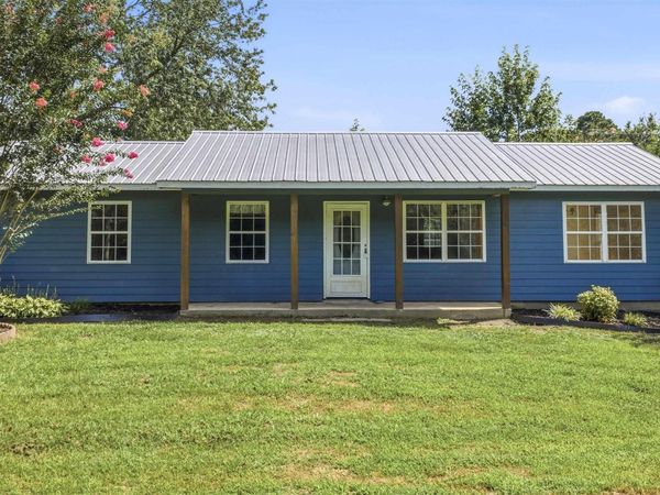 94 Cherokee Trail, Henagar, AL 35978