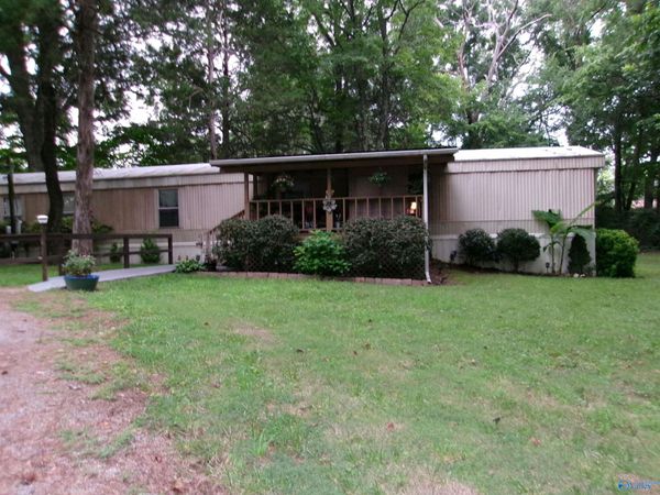 106 Grove Circle, Meridianville, AL 35759