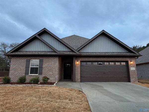 207 Maddie Mae Lane, Toney, AL 35773