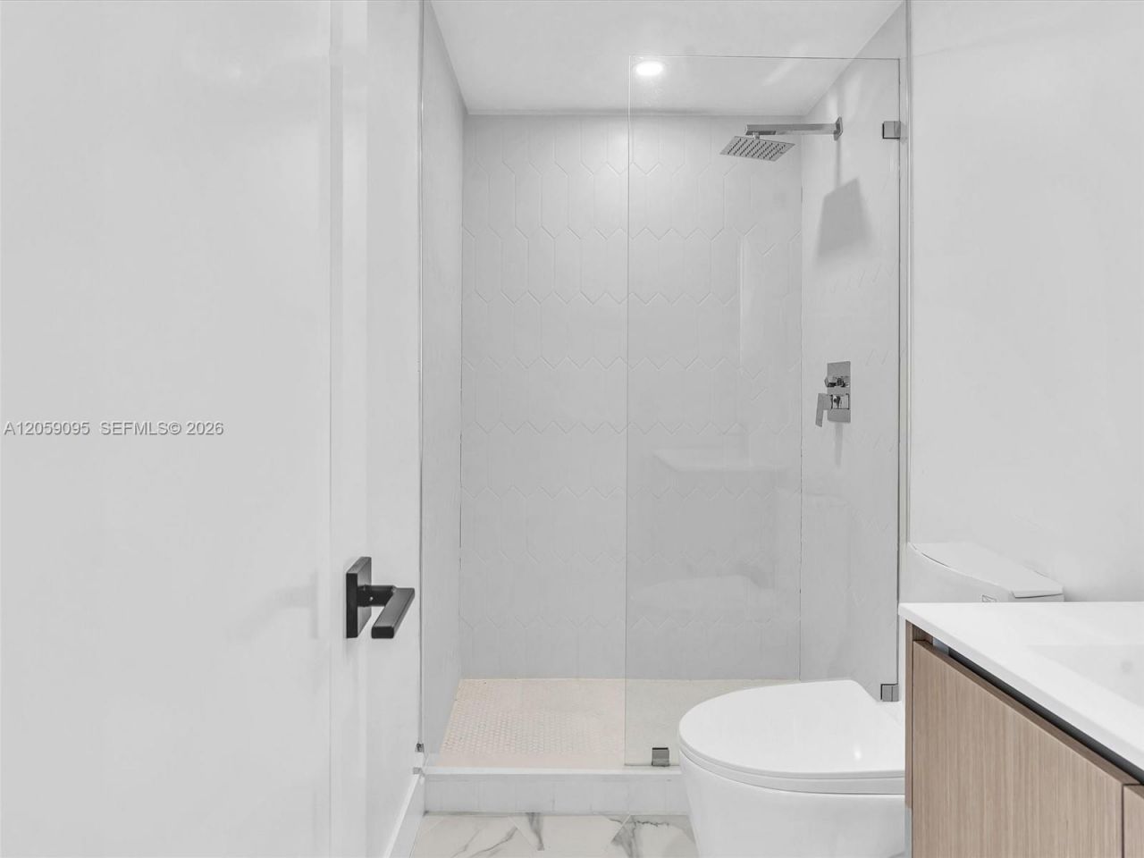 11900 N Bayshore Dr , Unit 207, North Miami, FL 33181 Photo