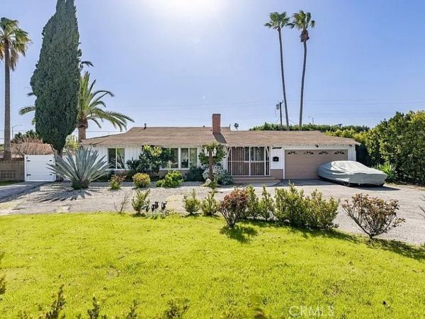 5805 Bucknell Avenue, North Hollywood, CA 91607