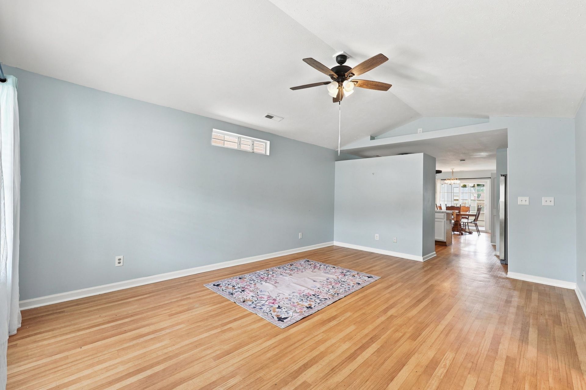 5017 Blue Spruce Ln.  Photo 10