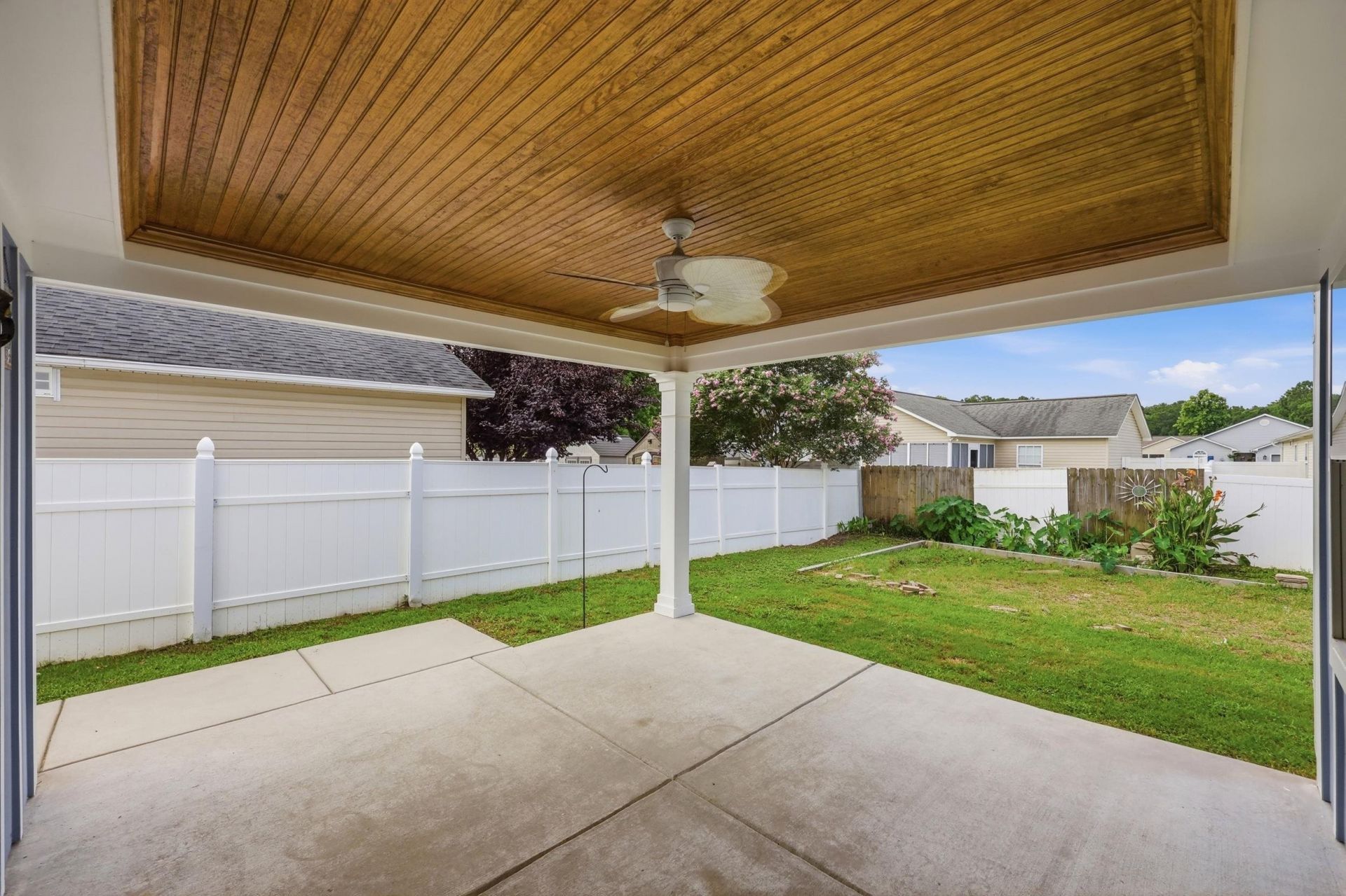 5017 Blue Spruce Ln.  Photo 21