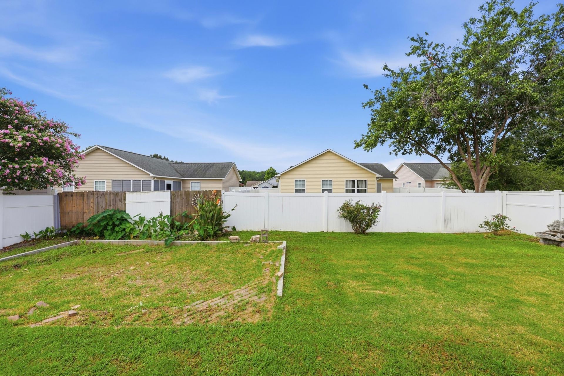 5017 Blue Spruce Ln.  Photo 30