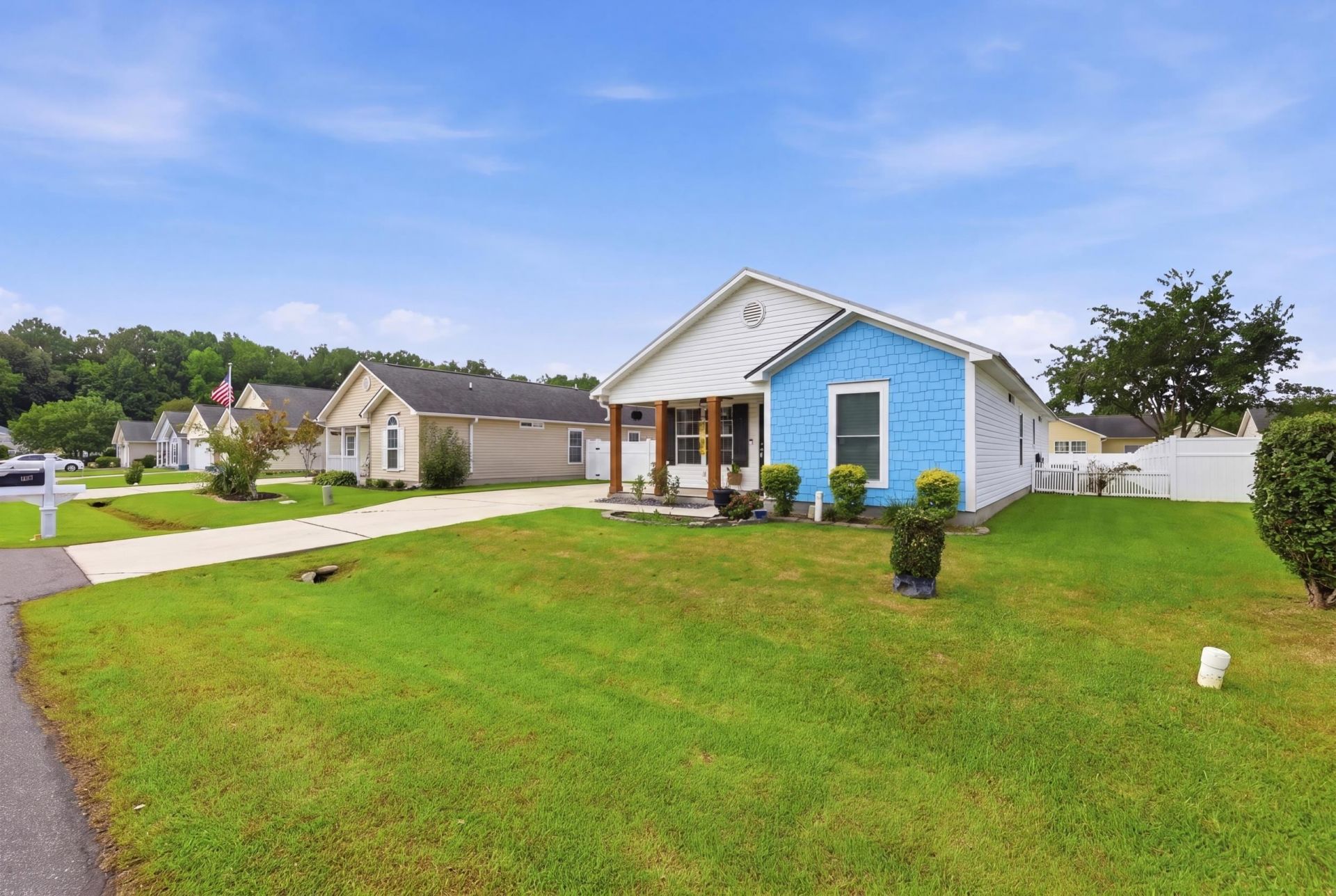 5017 Blue Spruce Ln.  Photo 4