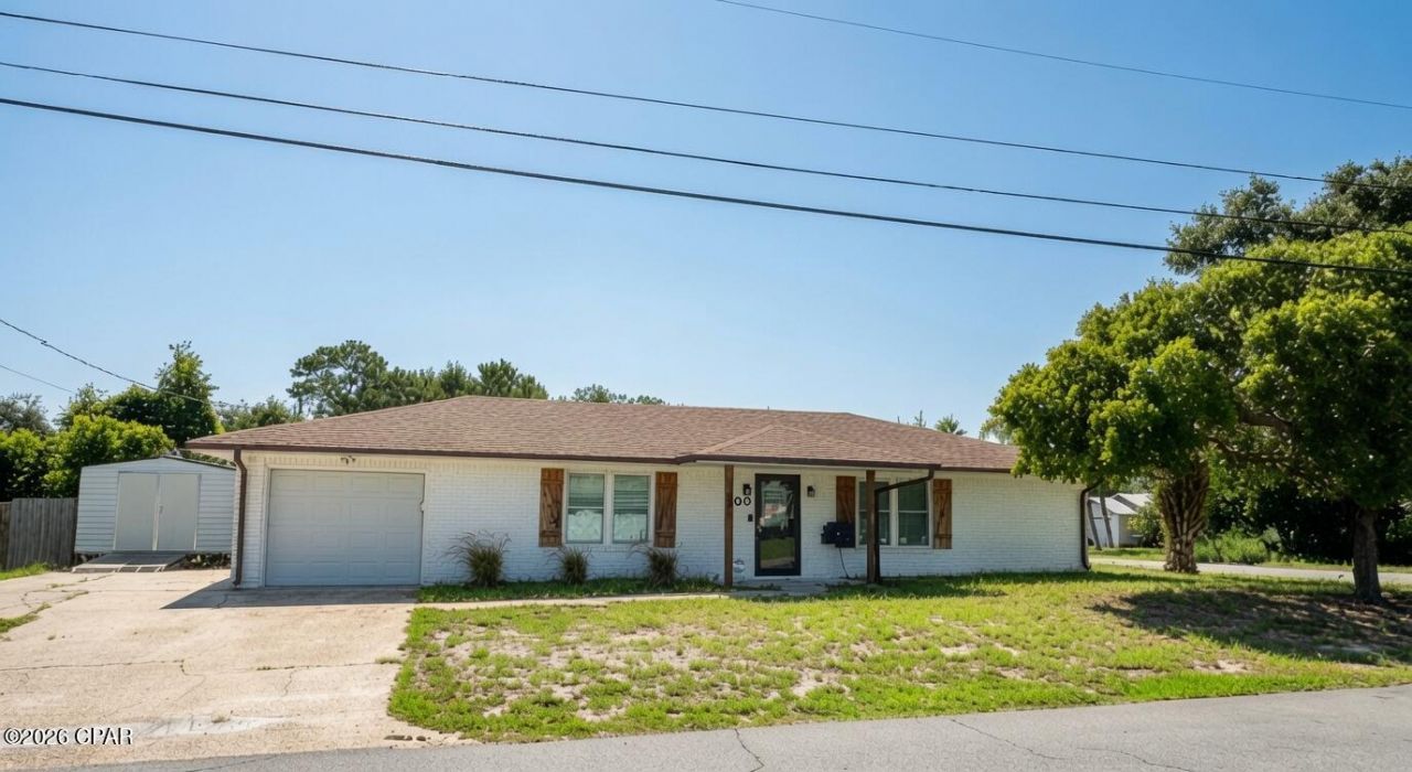 300 Prudence Lane, Panama City, FL 32408 Main Photo