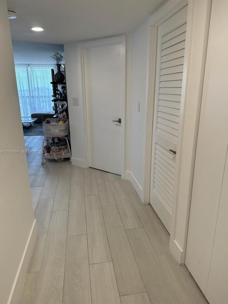2333 Brickell Ave , Unit 2512, Miami, FL 33129 Photo