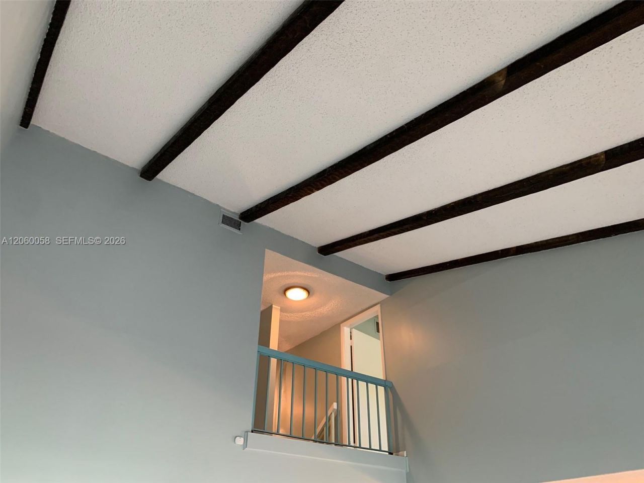 305 Bonnie Brae Way , Unit 27, Hollywood, FL 33021 Photo