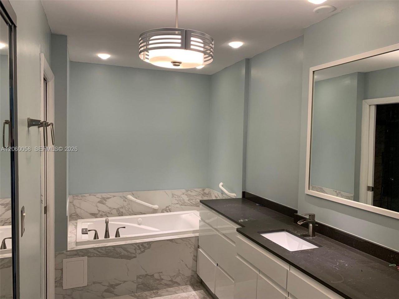 305 Bonnie Brae Way , Unit 27, Hollywood, FL 33021 Photo