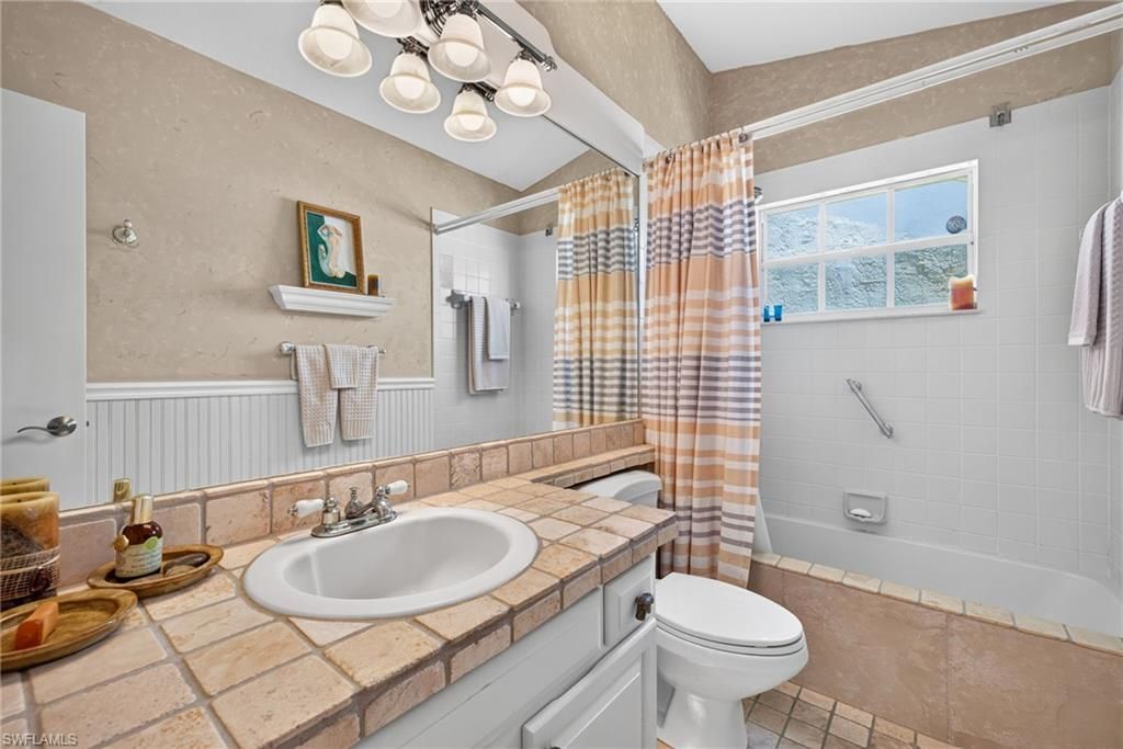 7375 Mill Pond Cir, Naples, FL 34109 Photo
