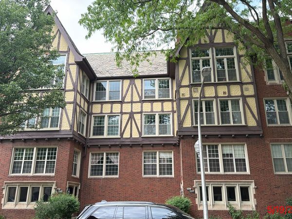 2200 E 70th Place , Unit 203, Chicago, IL 60649