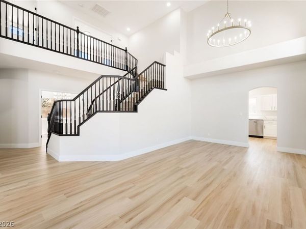 1293 Silver Knoll Avenue, Las Vegas, NV 89123