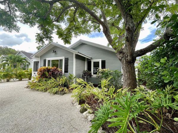 2703 10TH AVENUE W, BRADENTON, FL 34205