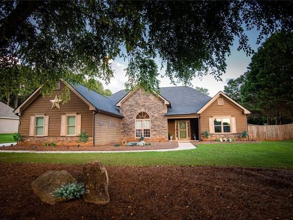 4207 Old Wood Drive , Conyers, GA 30094