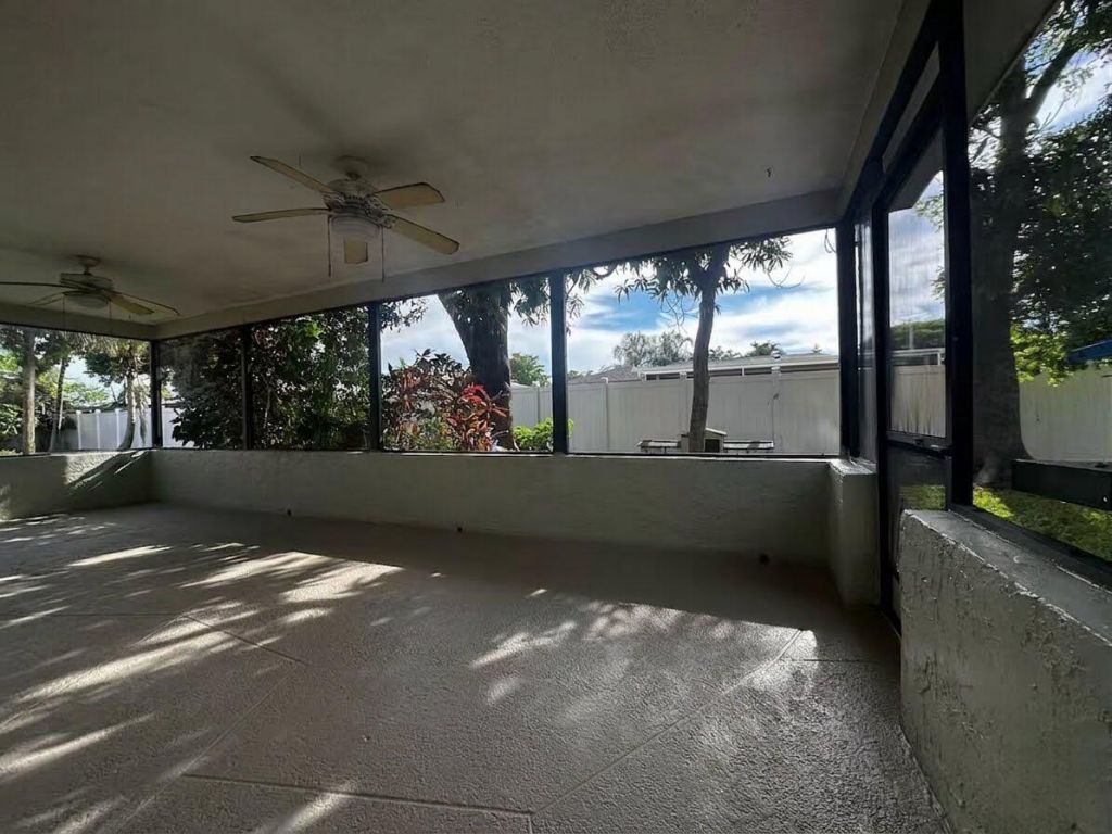 8211 NW 91st Avenue, Tamarac, FL 33321 Photo