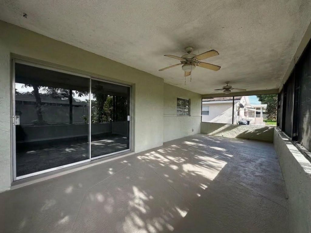 8211 NW 91st Avenue, Tamarac, FL 33321 Photo