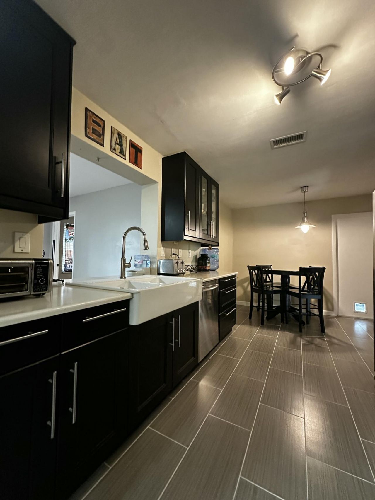 8211 NW 91st Avenue, Tamarac, FL 33321 Photo