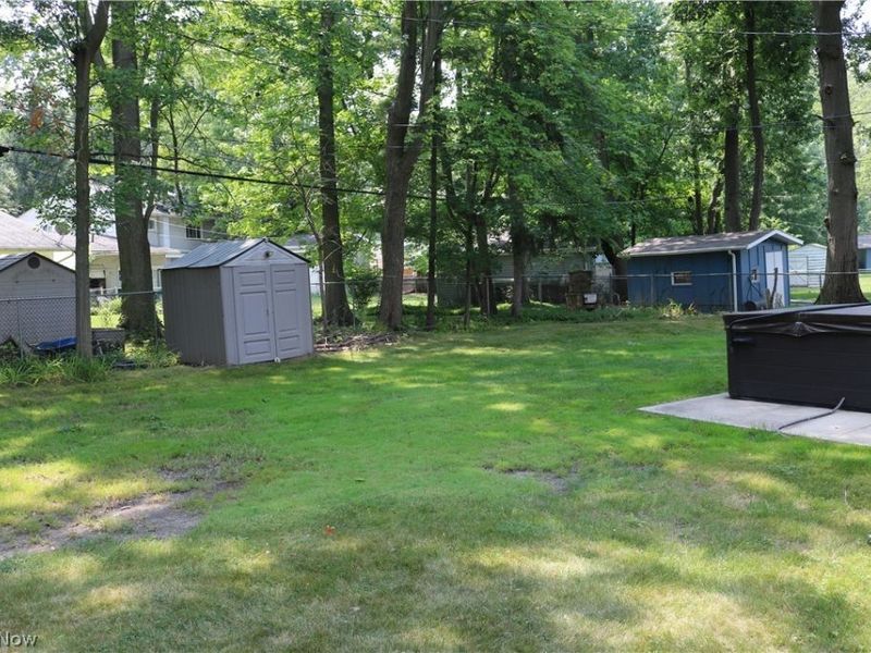 17 Nepahwin Drive, Timberlake, OH 44095 Photo 4
