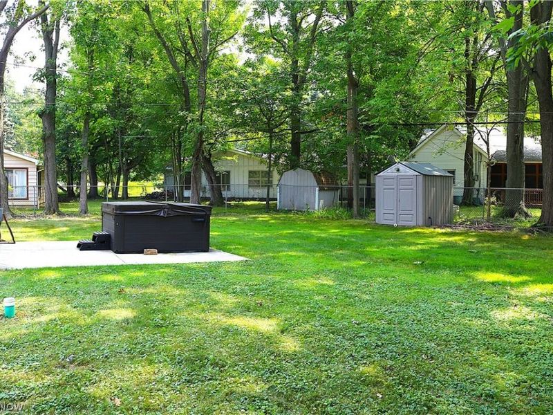 17 Nepahwin Drive, Timberlake, OH 44095 Photo 5