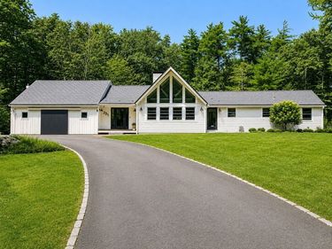 291 Cross, Norwell, MA 02061