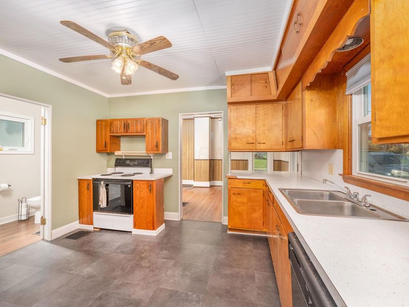 505 E Burgess Street , Mount Vernon, OH 43050 Photo 15