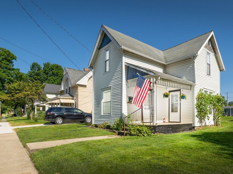 505 E Burgess Street , Mount Vernon, OH 43050 Photo 2