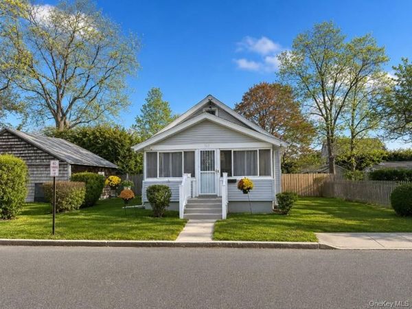 517 Flint Street , Greenport, NY 11944