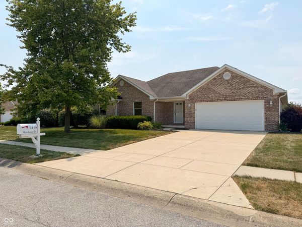 1119 Manchester Drive, Brownsburg, IN 46112