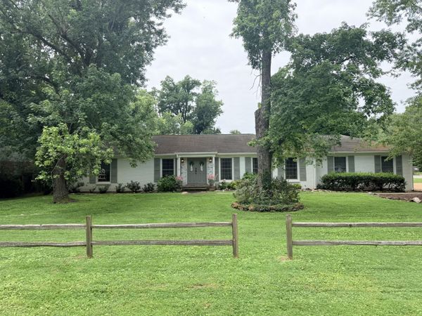 123 Lancaster Dr , Franklin, TN 37064
