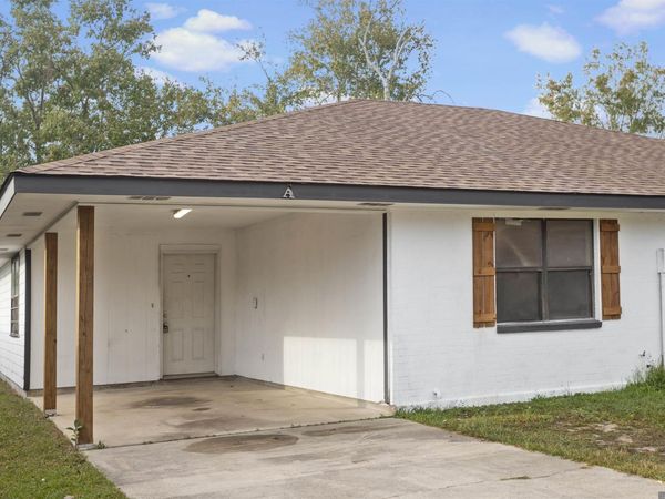 309 Hewitt Rd, Hammond, LA 70403