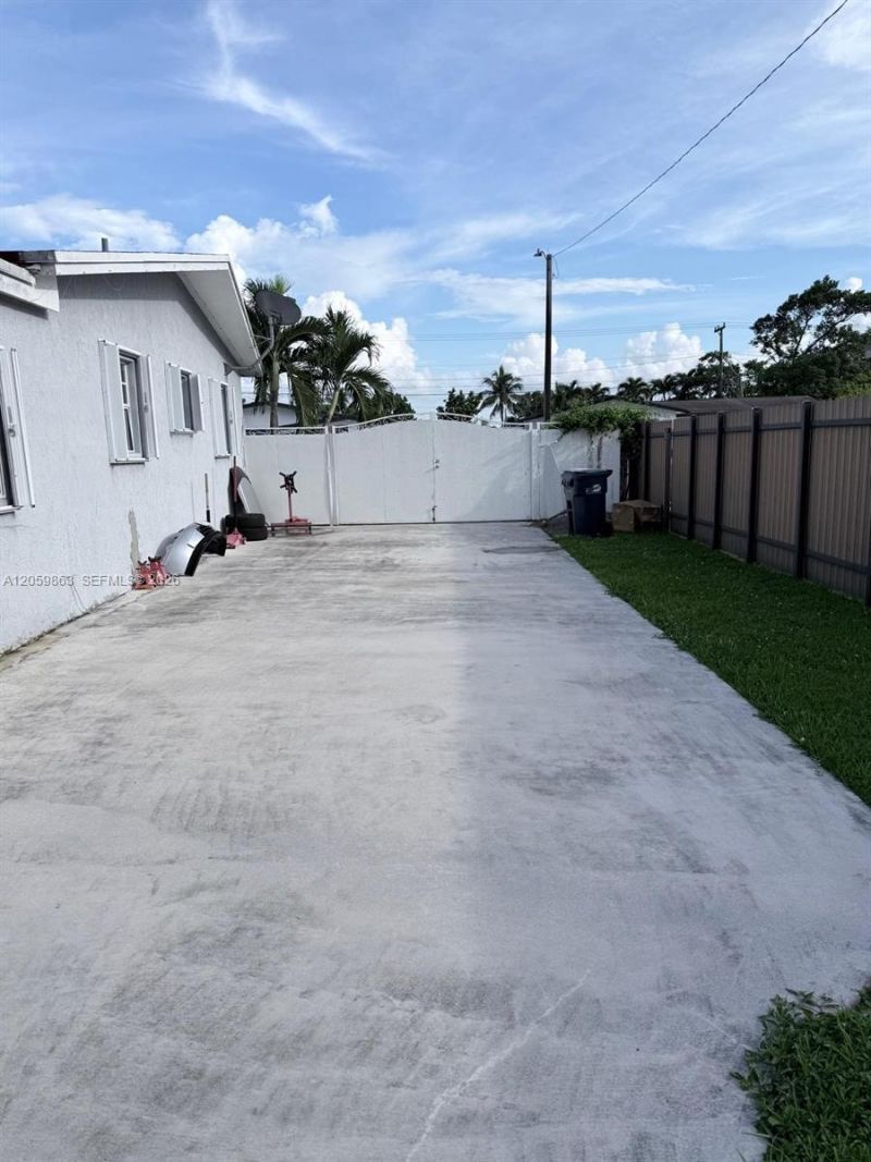 12015 SW 188 St, Miami, FL 33177 Photo