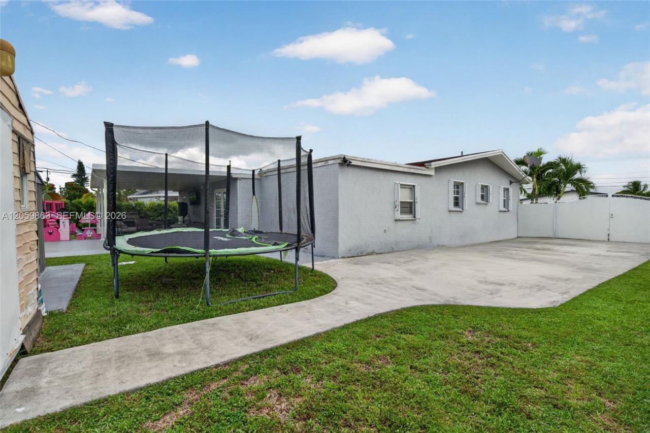12015 SW 188 St, Miami, FL 33177 Photo
