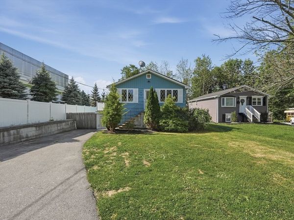 22 Hayward Ave, Brockton, MA 02301