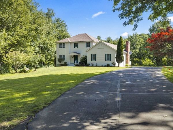 320 Marshall St, Paxton, MA 01612