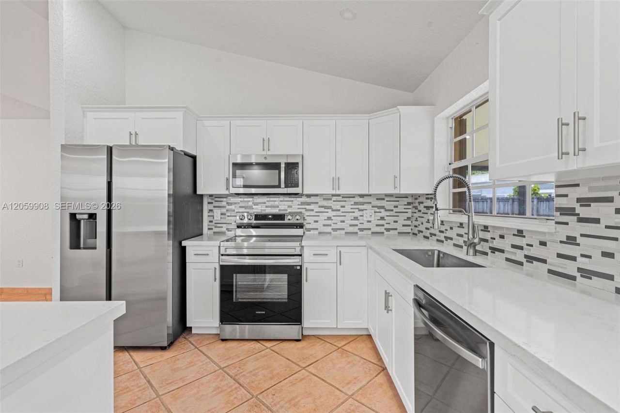 14242 SW 46th Ter , Miami, FL 33175 Photo