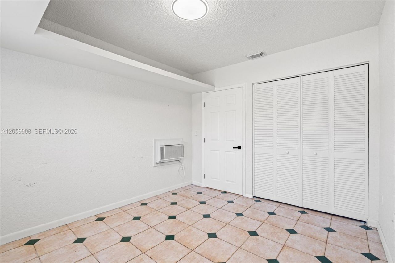 14242 SW 46th Ter , Miami, FL 33175 Photo