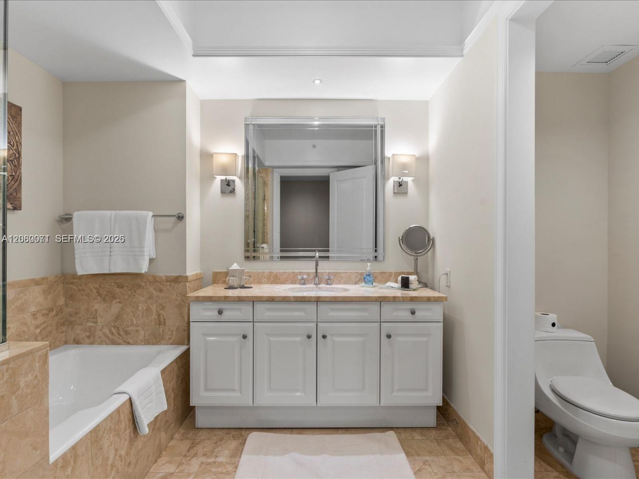 1435 Brickell Ave, Unit 3212, Miami, FL 33131 Photo