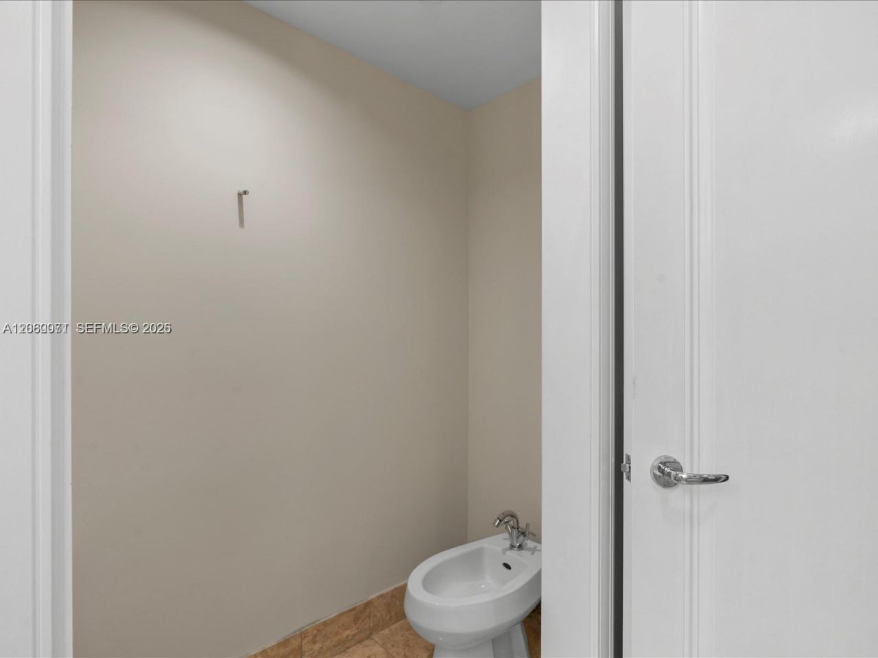 1435 Brickell Ave, Unit 3212, Miami, FL 33131 Photo