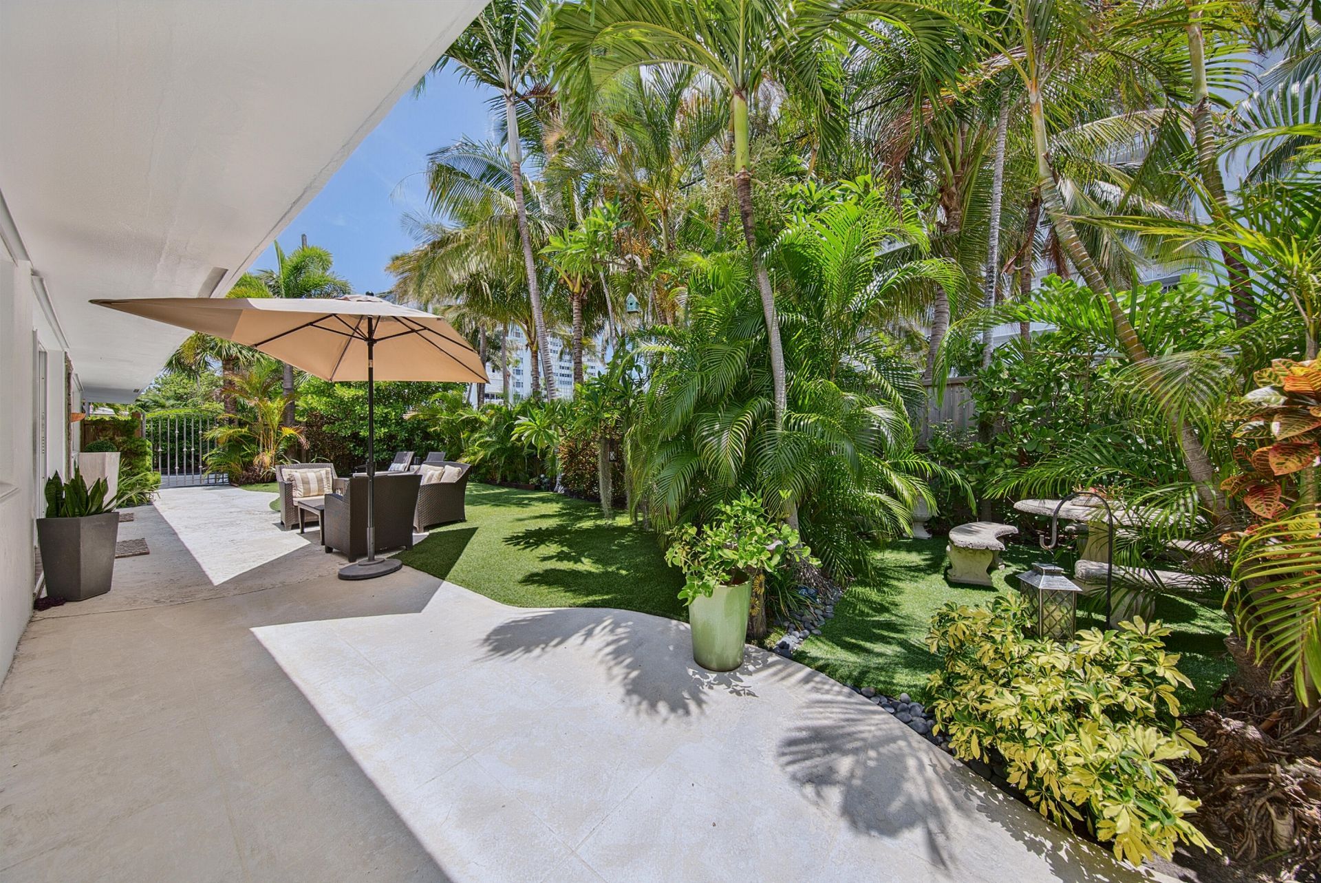 1929 S Ocean Drive, Fort Lauderdale, FL 33316 Photo